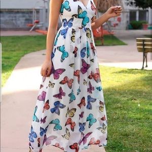 Dress sleeveless yellow Color, Black And white